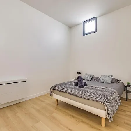 Designer Loft 4 People Close To Paris And Metro